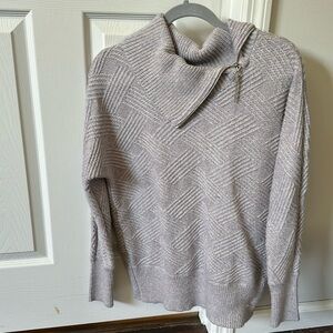 Medium White House black market sweater